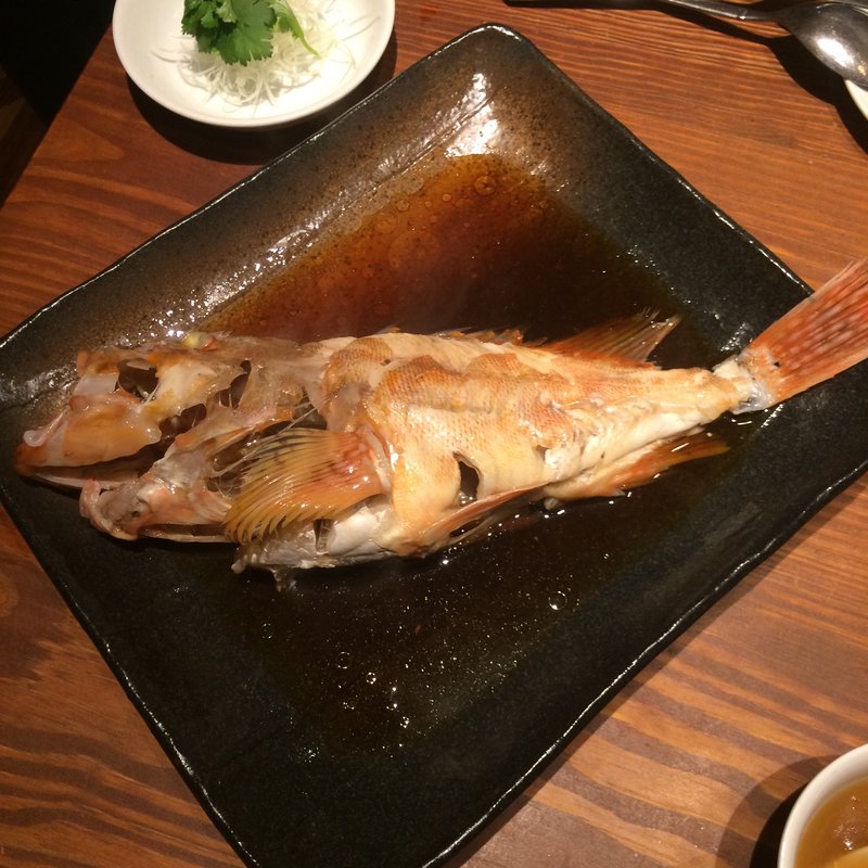 鮮魚の姿煮(中国料理・青藍)