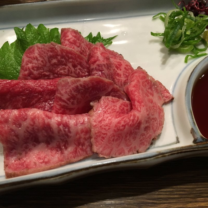 レアステーキ たたき風(炭焼肉 石田屋。 本店)