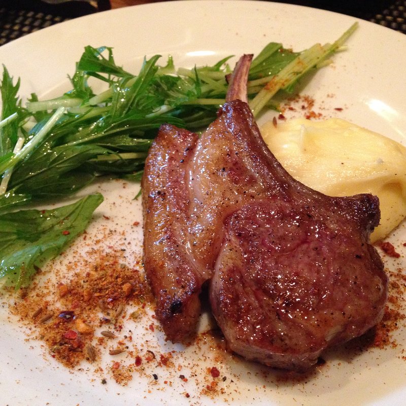 骨付きラム肉の網焼き(グリル末松 （グリルスエマツ）)