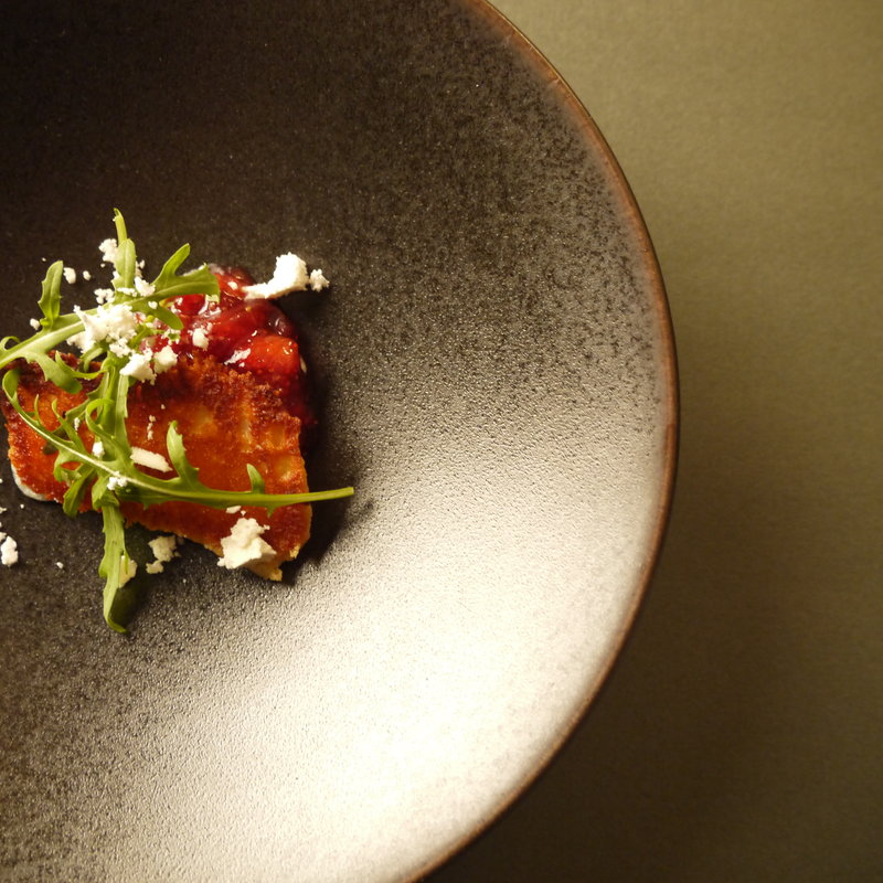 カツレツ　トマトソース(l’Odorante par Minoru Nakijin)