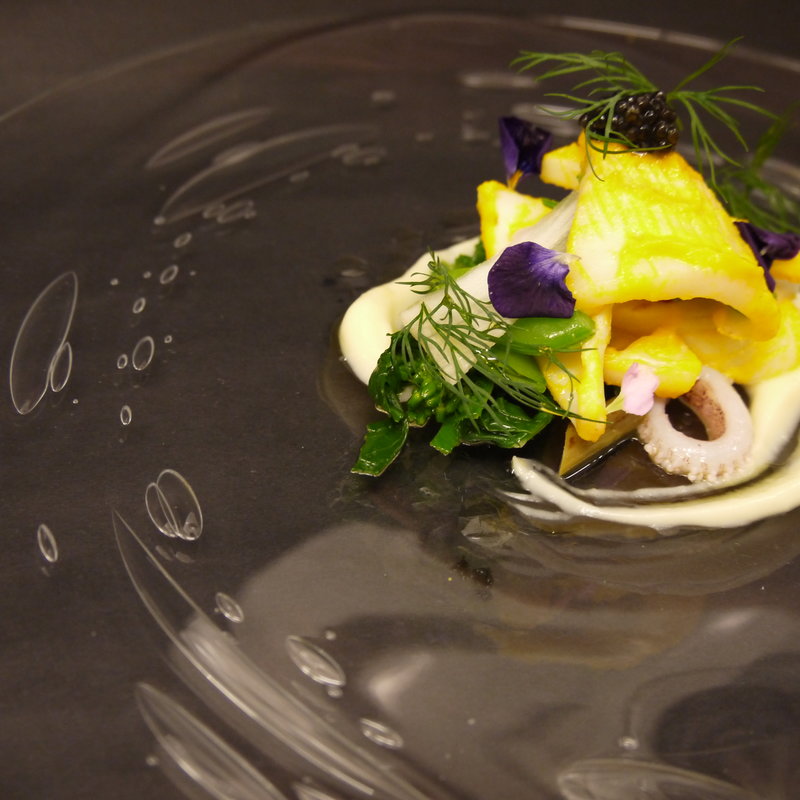 真イカのソテー　キャビア(l’Odorante par Minoru Nakijin)