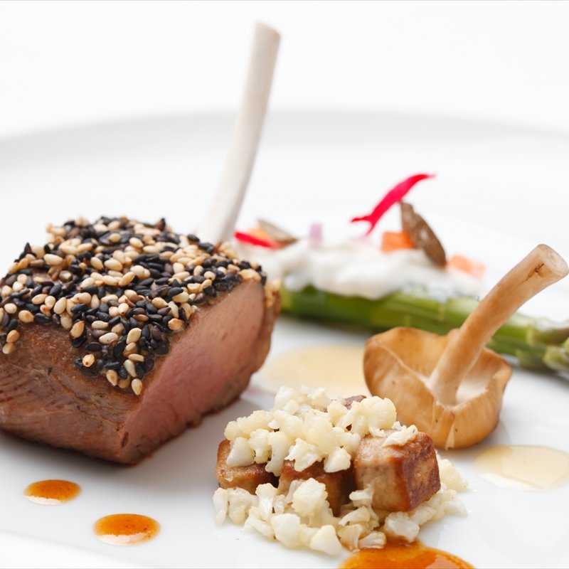 シカ肉のロティ(l’Odorante par Minoru Nakijin)