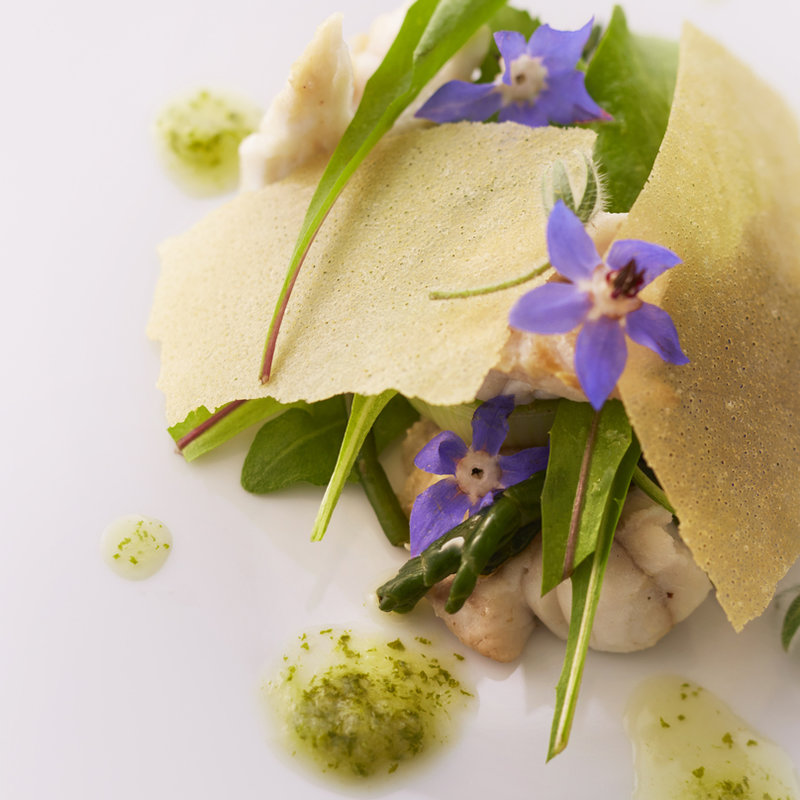 ホワイトアスパラのソテー(l’Odorante par Minoru Nakijin)