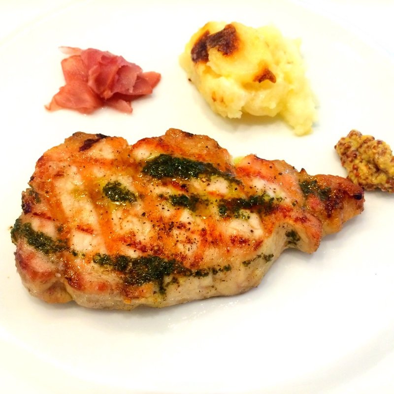 四万十米豚のロース肉(ヴァッカロッサ)