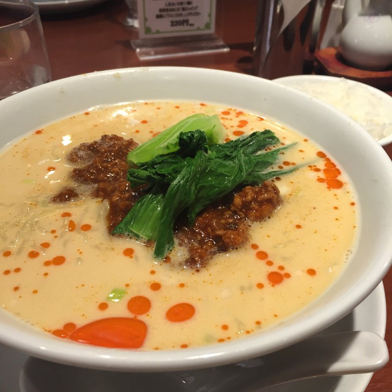 特製担々麺(美華園 新橋店)