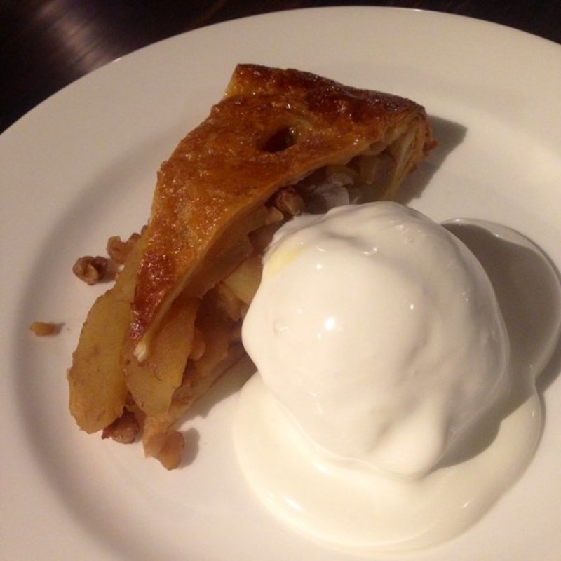 Hotアップルパイ(ダイニングバーリトルジョージ)