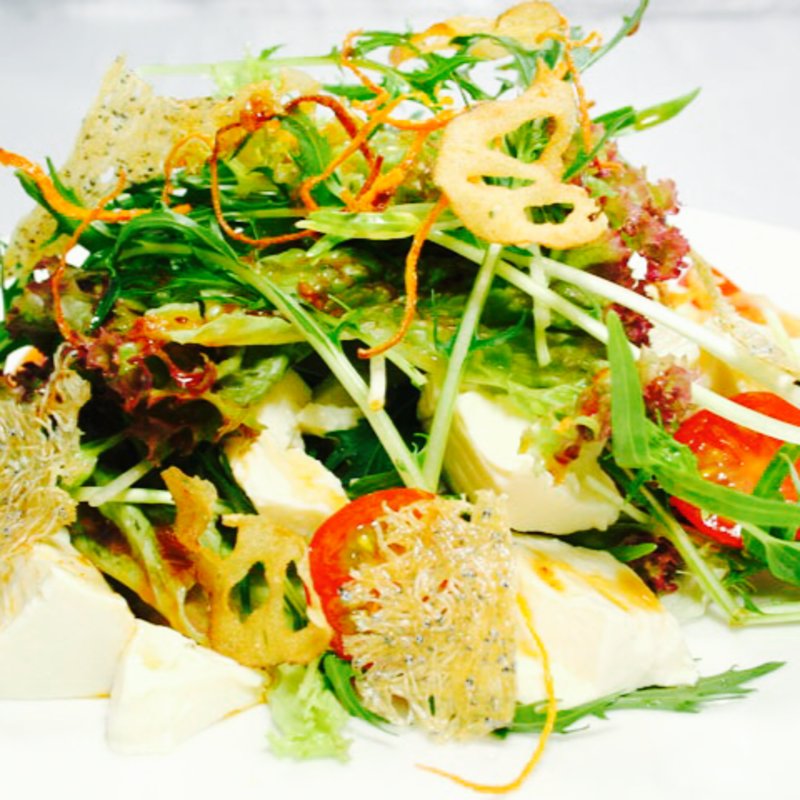 ごまだれ豆腐サラダ(個室居酒屋 季節の台所 旬の蔵 秋葉原店 )