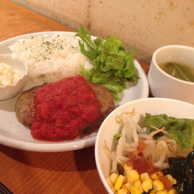 サラダバー  ドリンクバー(ダイニングバー Rupo （ルポ）)