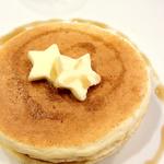 バターと生クリームのパンケーキ(pancake cafe HOKUHOKU)