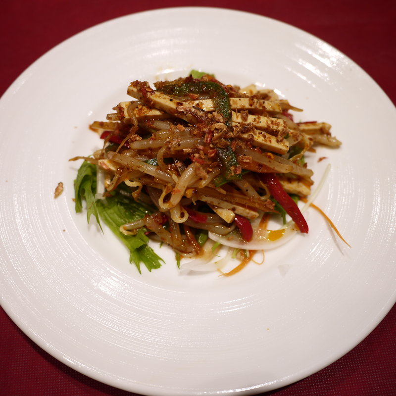 雲白肉片(老地方　 （ラォディファン）)