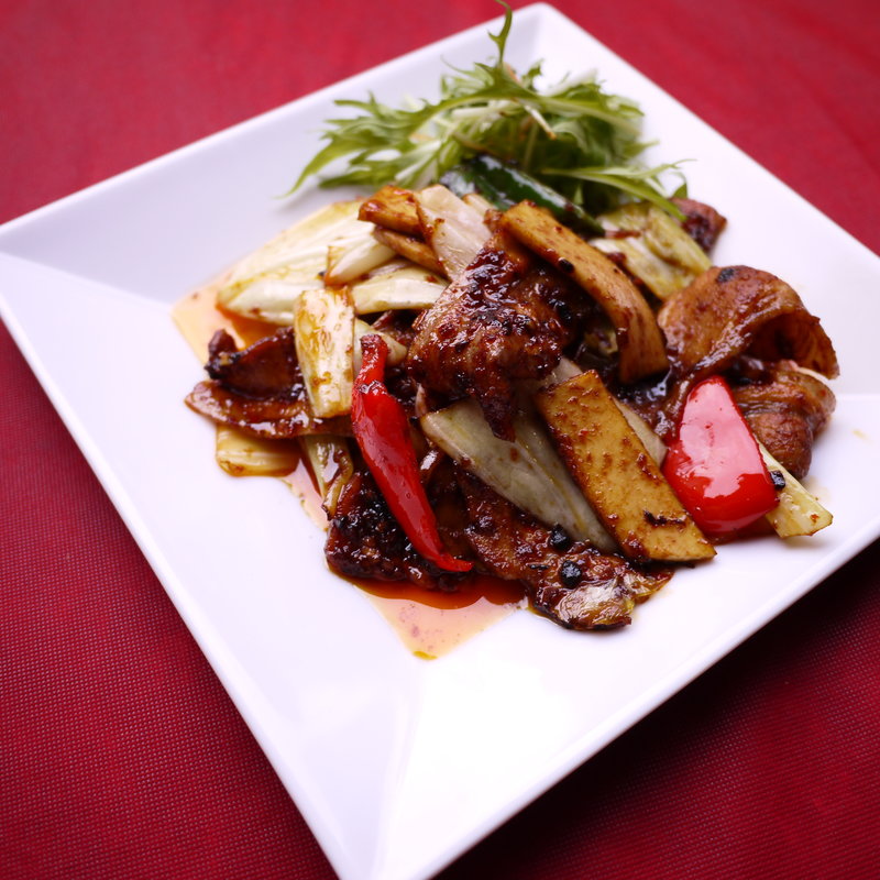 豚バラ肉とキノコの炒め物(老地方　 （ラォディファン）)