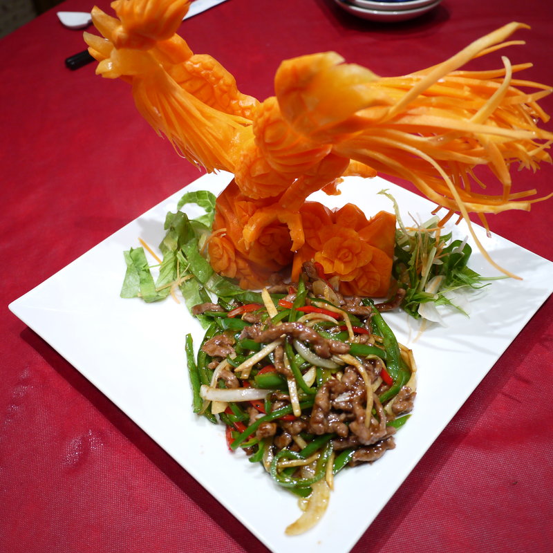 チンジャオロースと鳳凰(老地方　 （ラォディファン）)