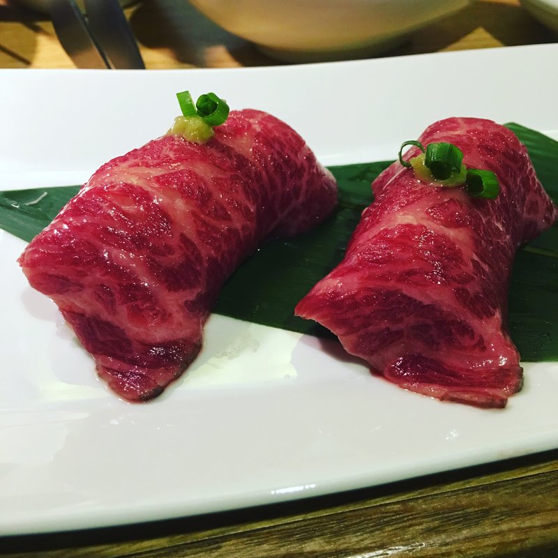 炙り寿司(焼肉とワイン　李苑 （リエン）)