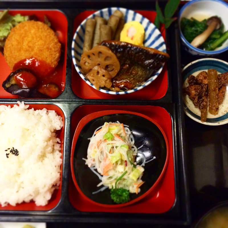 日替わりランチ(ごはん処　矢尾定 （ヤオサダ）)