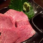 タン刺(万両 堺筋本町店 )