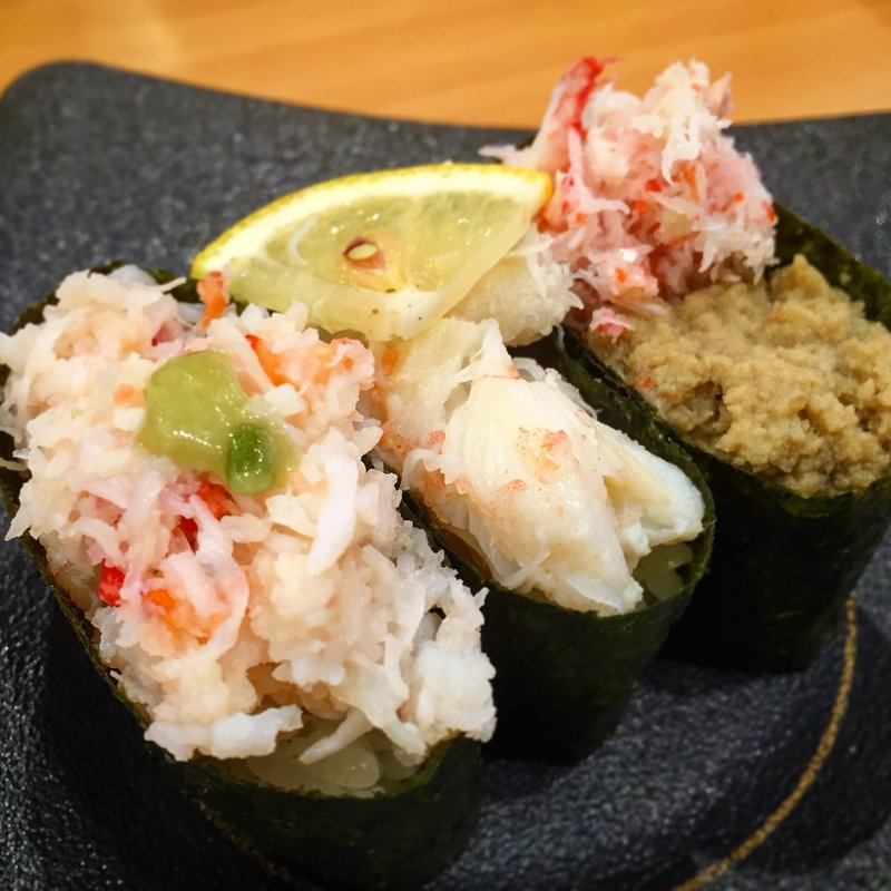 カニ三種の食べ比べ軍艦(かっぱ寿司 イオンタウン山梨中央店 )