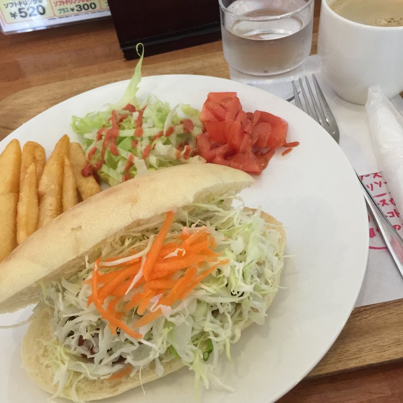 チキンタツタサンド ランチプレート(ハンズバーガー)