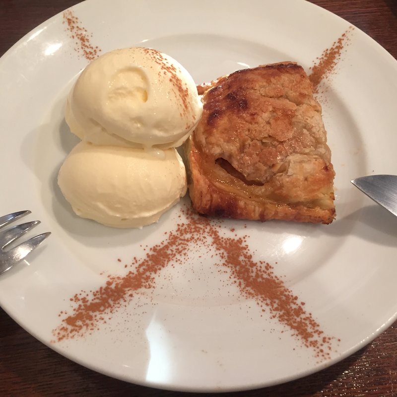 アップルパイとバニラアイス(和カフェyusoshi 町田)
