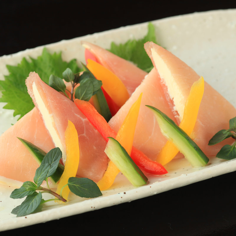 生ハムとクリームチーズ盛り合せ(良食健富　りょうぶ)