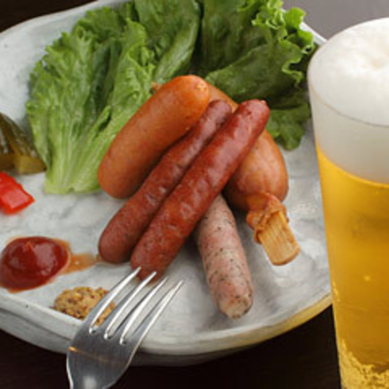 5種類のソーセージ盛り合わせ(Sato BAR （サトーバー）)