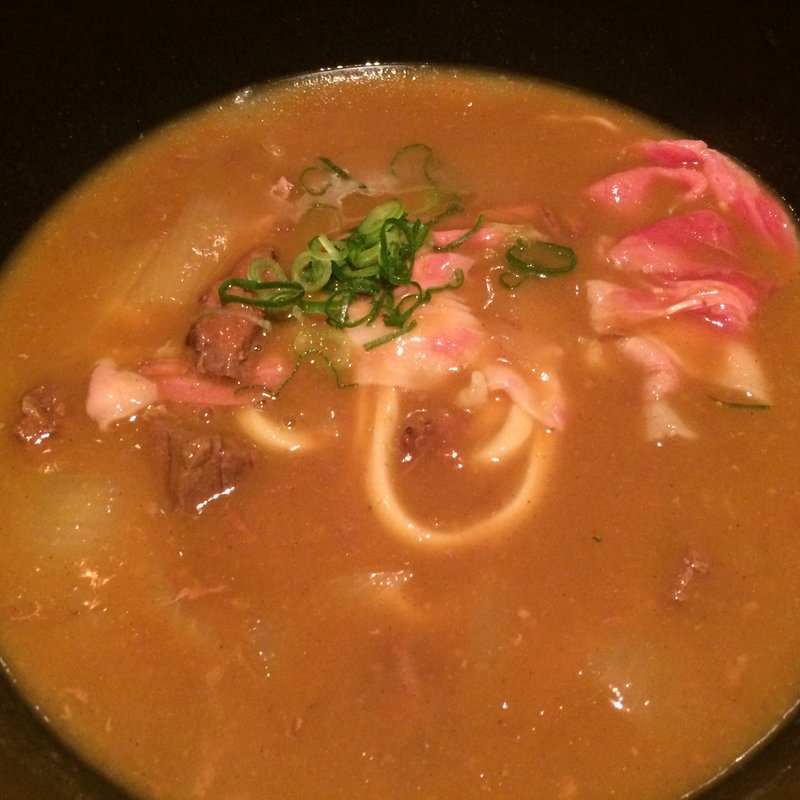 しゃぶ肉カレーのおうどん(おいしいおうどん つるとんたん BIS TOKYO)