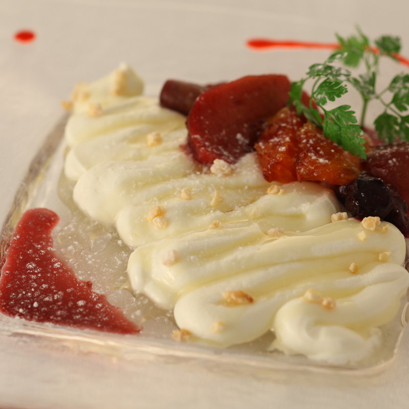 ギリシャヨーグルト はちみつとフルーツのワインコンポート添え(SPYRO’S 六本木店)