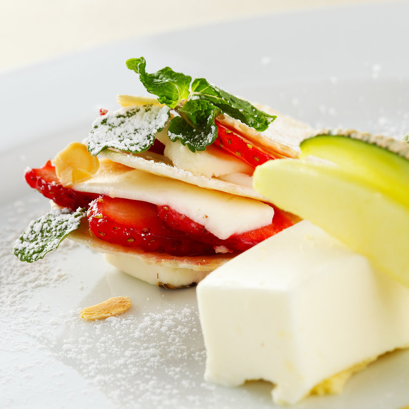 イチゴのミルフィーユ仕立て(スタイル南青山 )