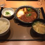 みそカツ煮定食(やよい軒難波)