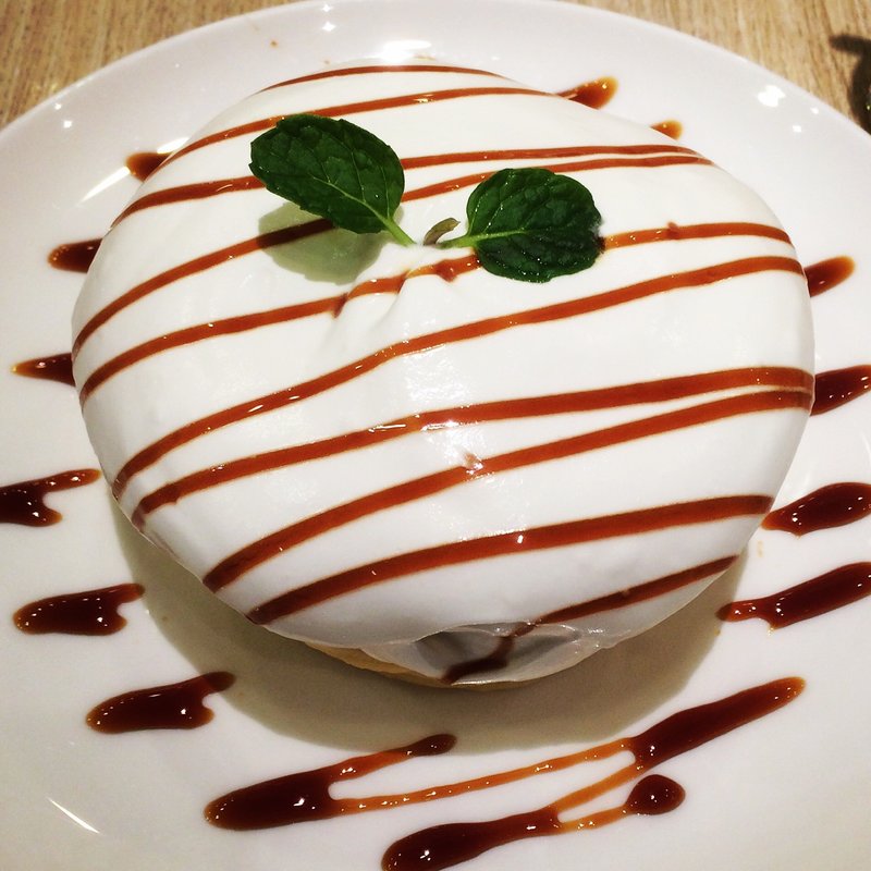 クリームパンケーキ(ボナルナ （BONNA-LUNA）)