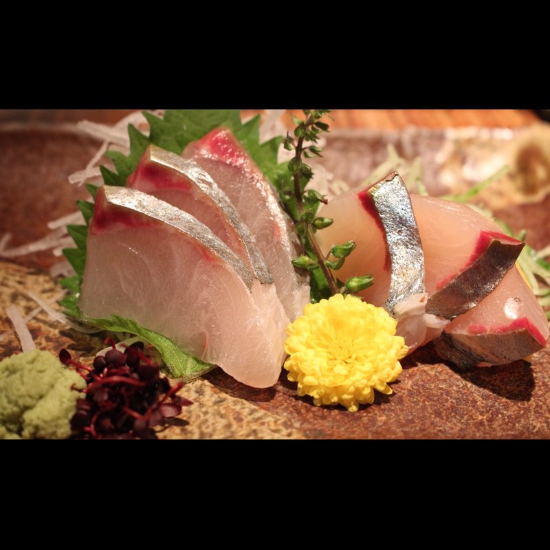 しまあじ刺し（季節のオススメ）(呑太りん)