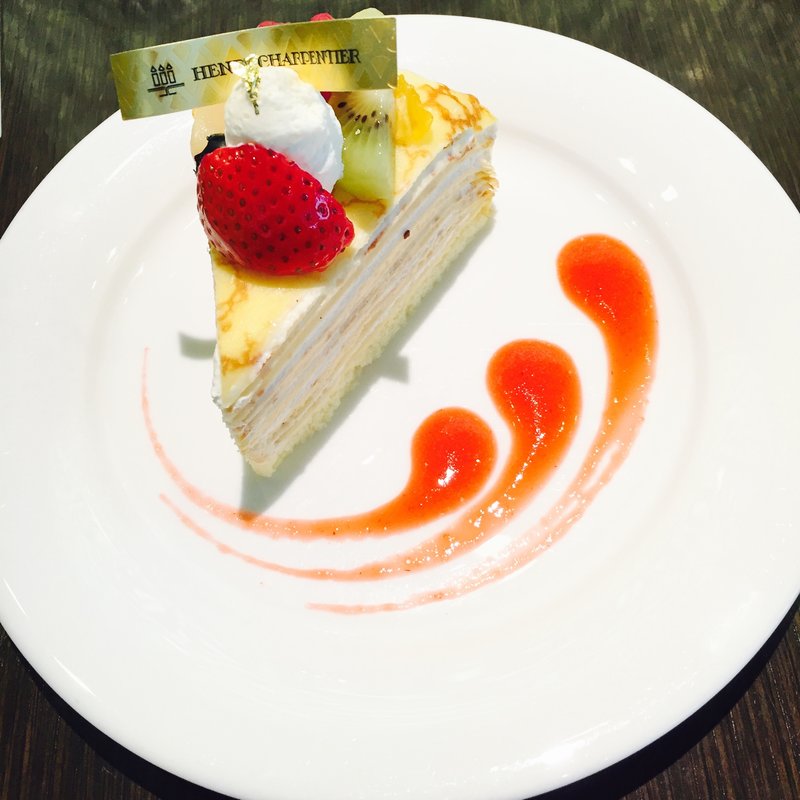 ミルクレープ・オ・フリュイ(アンリ・シャルパンティエ酒蔵通り店)