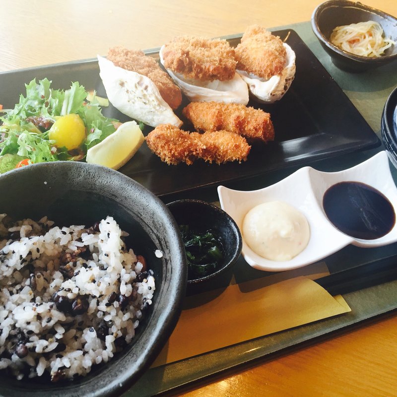 広島産生牡蠣フライ膳(はまぐり庵)