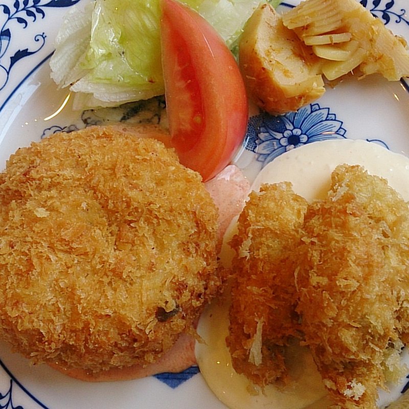 カニコロッケとカキフライの盛り合わせ(ランチ)(ティファ)