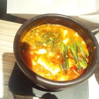 ホルモンスンドゥブ(東京純豆腐 二子玉川店)