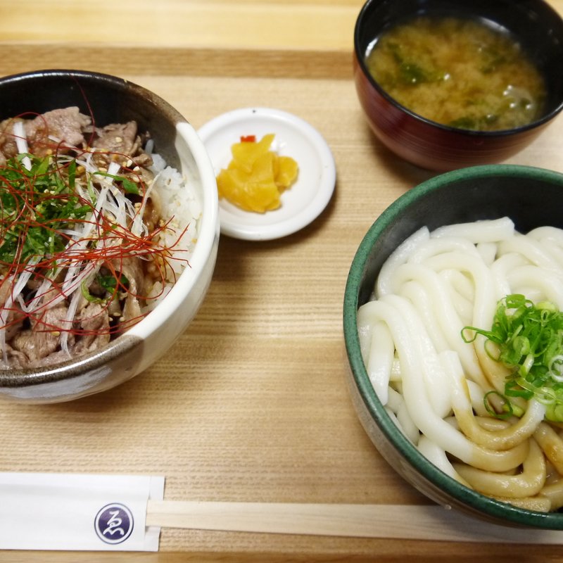 松坂牛丼(小盛)+伊勢うどん(お食事処　ゑびや)