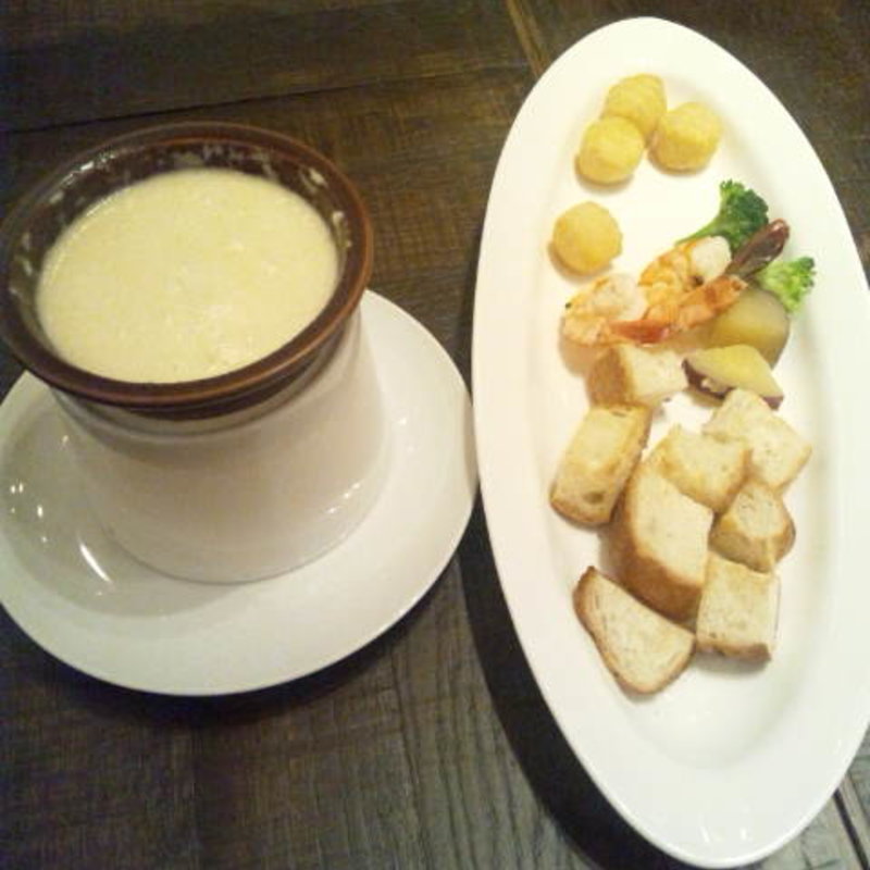 4種チーズのバケットフォンデュ(北海道キッチンＹＯＳＨＩＭＩ調布店)