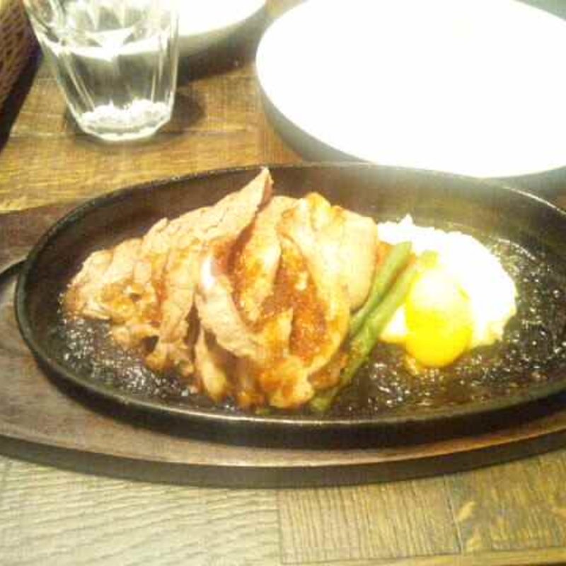 熟成サーロインステーキ(北海道キッチンＹＯＳＨＩＭＩ調布店)