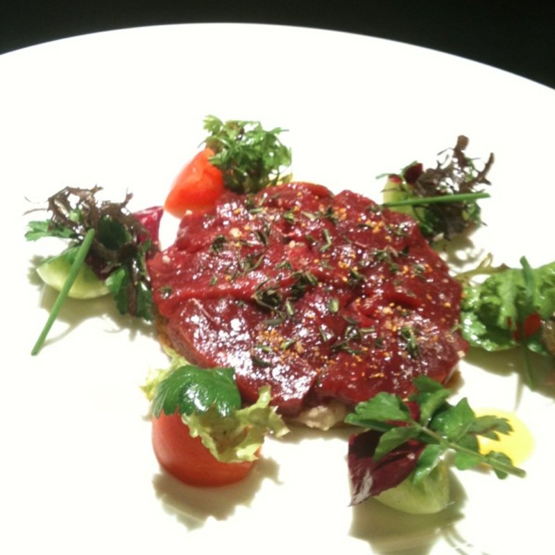 マグロのタルタル(スゥリル （SouRiRe）)