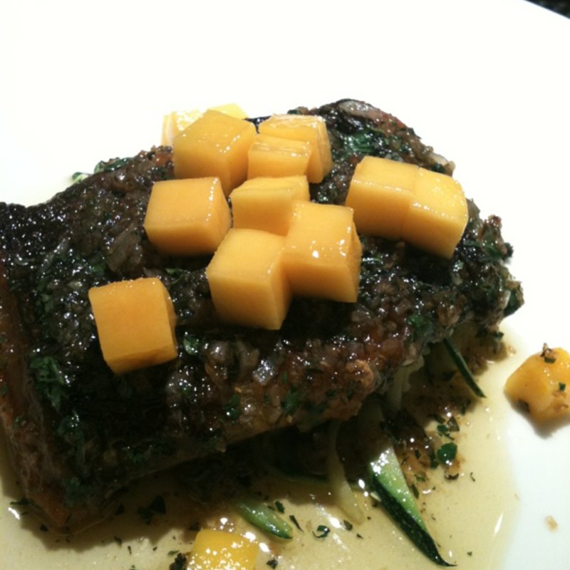 牛モモ肉の煮込み(スゥリル （SouRiRe）)