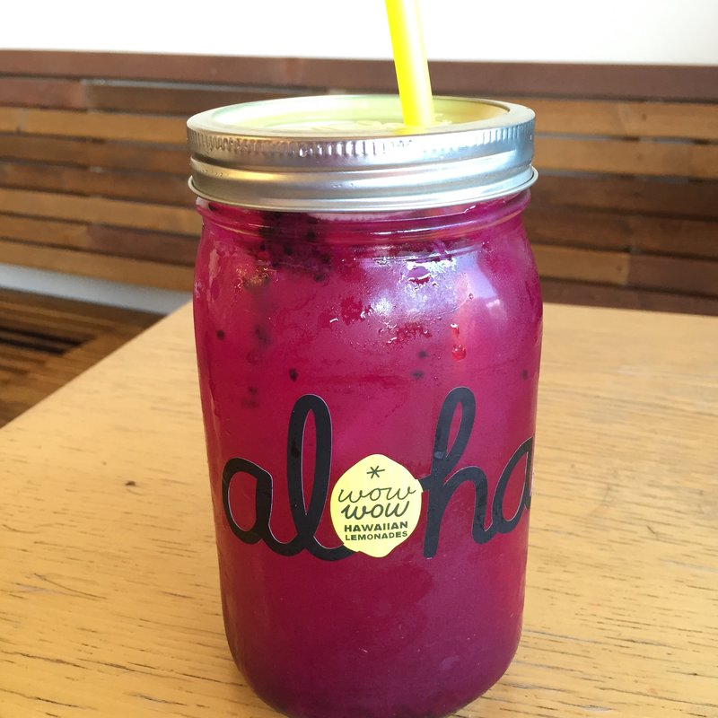 ピタヤレモネード (WOW WOW HAWAIIAN LEMONADE)