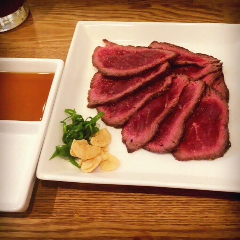 神戸牛の炙り(ウラオレギョ)