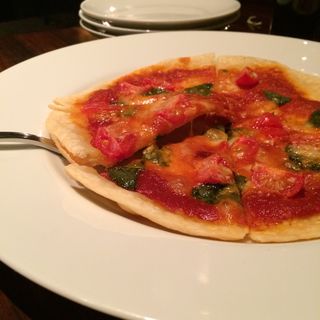 フレッシュトマトとバジルのマルゲリータPizza(Italian Bar Kit COCONEEL Ikebukuro)