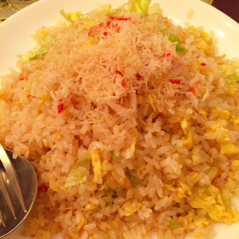蟹肉とホタテ入りレタスチャーハン(上海料理「状元楼」)