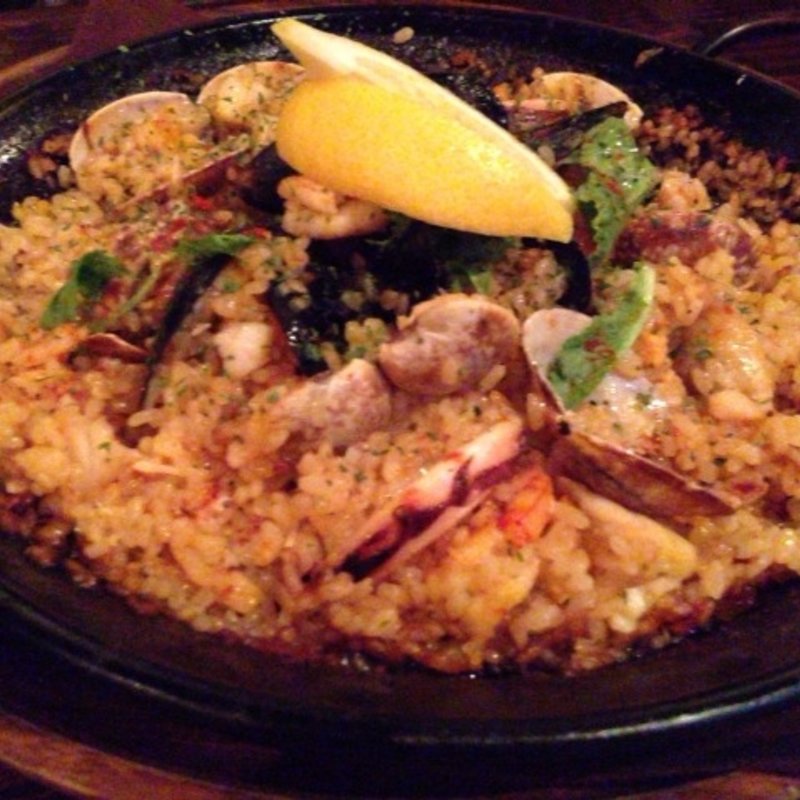 パエリア(ヤネウラ （yaneura）)