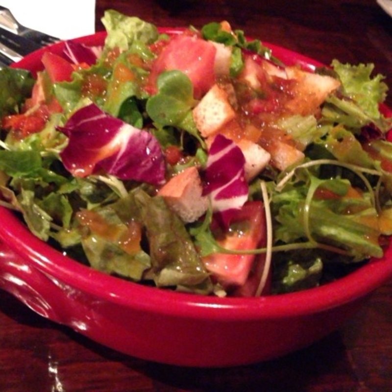 グリーンサラダ(ヤネウラ （yaneura）)