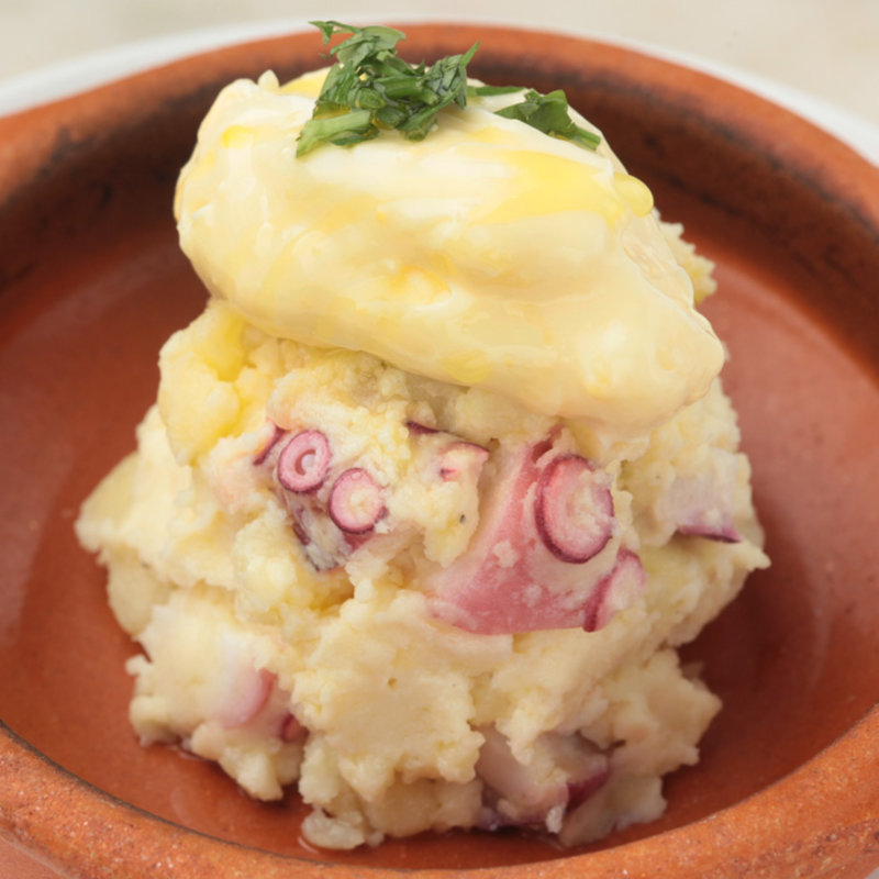 タコのポテトサラダ(赤坂スペインクラブ アラ )