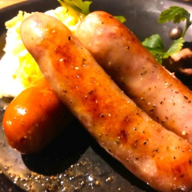 粗挽きソーセージ（3本）(洋安健果　ベルポスト （Ｂｅｌ　ｐｏｓｔｏ）)