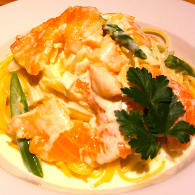 サーモンクリームソース(洋安健果　ベルポスト （Ｂｅｌ　ｐｏｓｔｏ）)