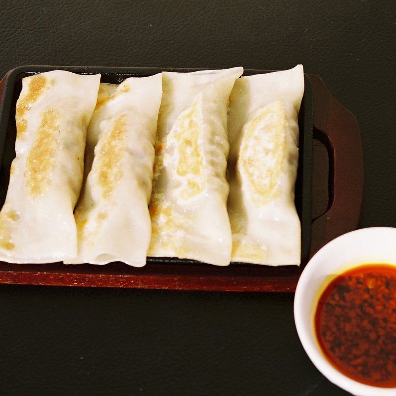 鉄板焼き餃子(和食鉄板焼き 銀座朔月)