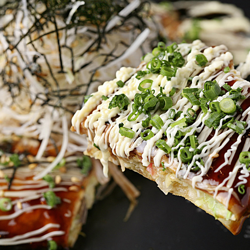 とんぺい焼き(和食鉄板焼き 銀座朔月)